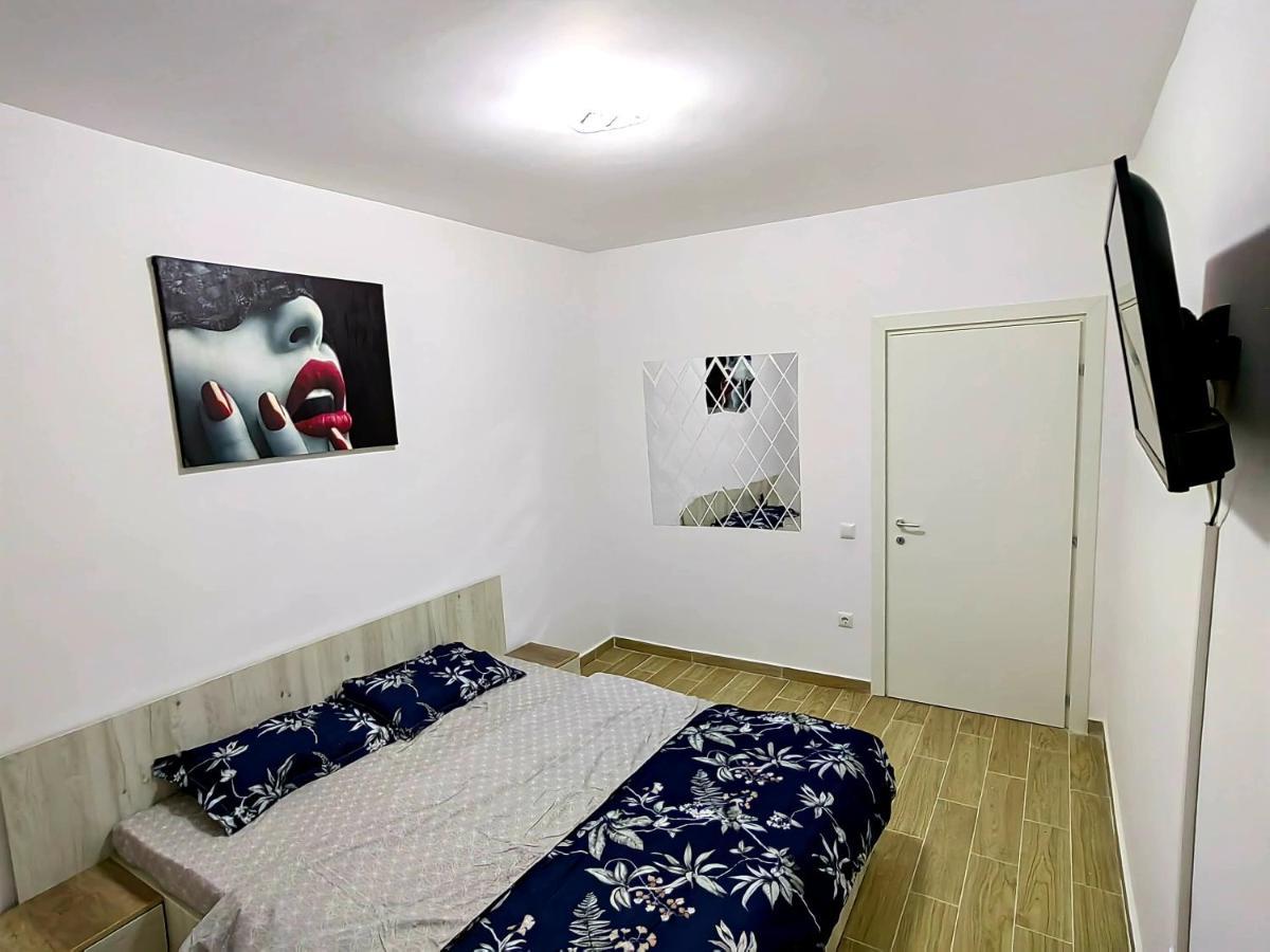 Appartamento Militari Luxury Flat Roşu Esterno foto
